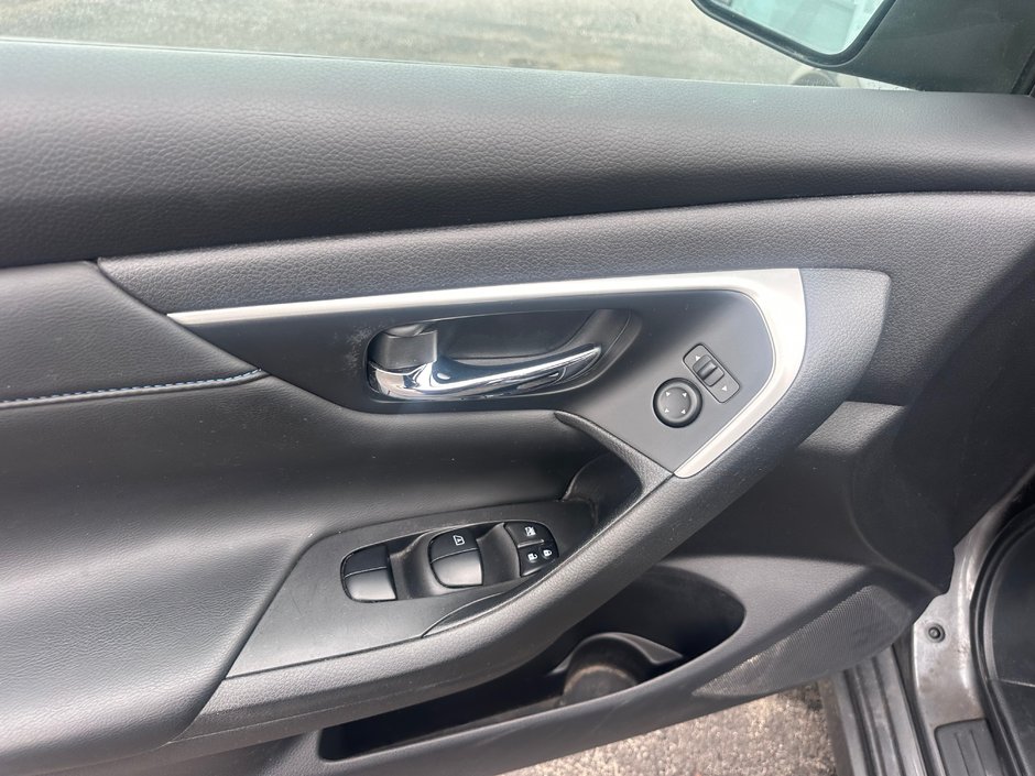 Nissan Altima SR 2017-7