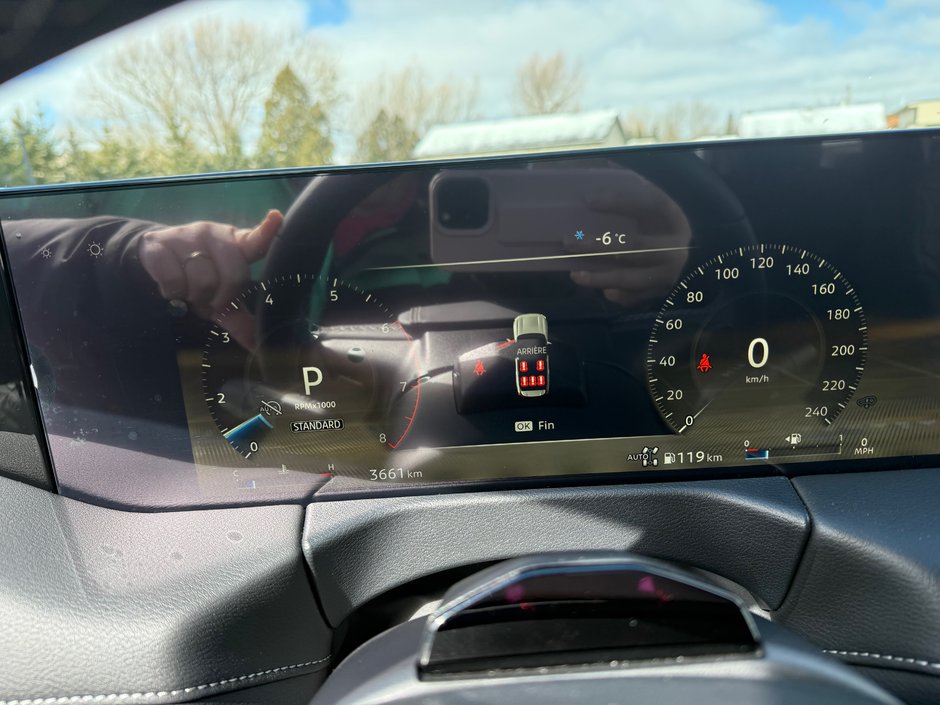 Nissan Armada Platinum Reserve 2026-10