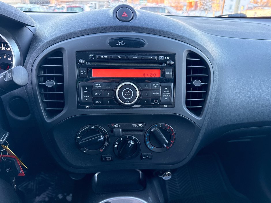 2014 Nissan JUKE SV-11