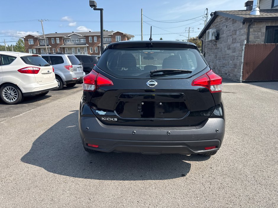 Nissan Kicks S 2020-6