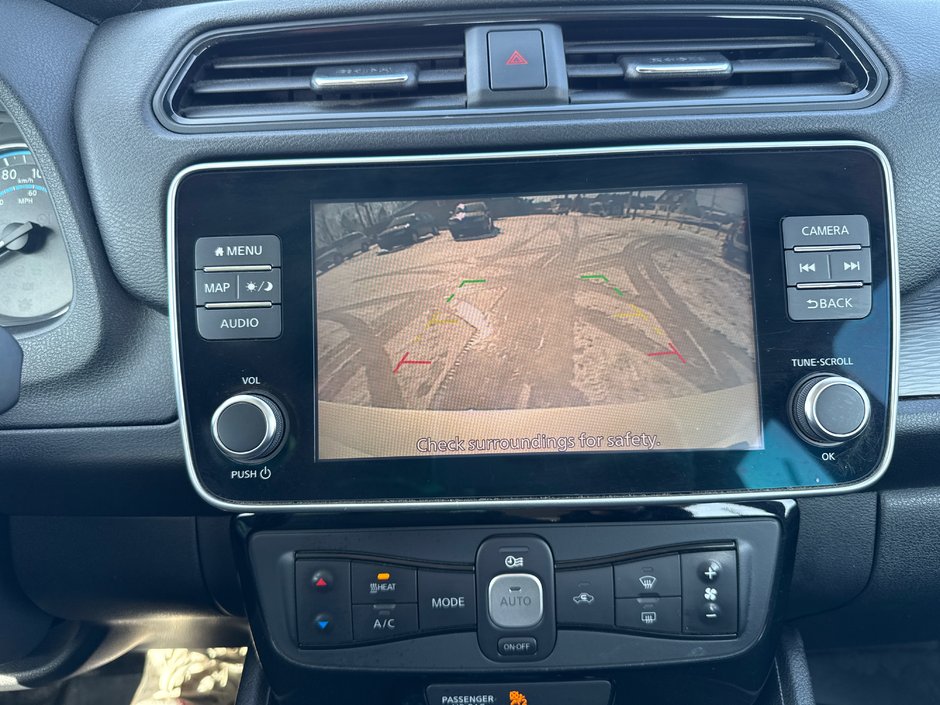 Nissan LEAF  2019-14