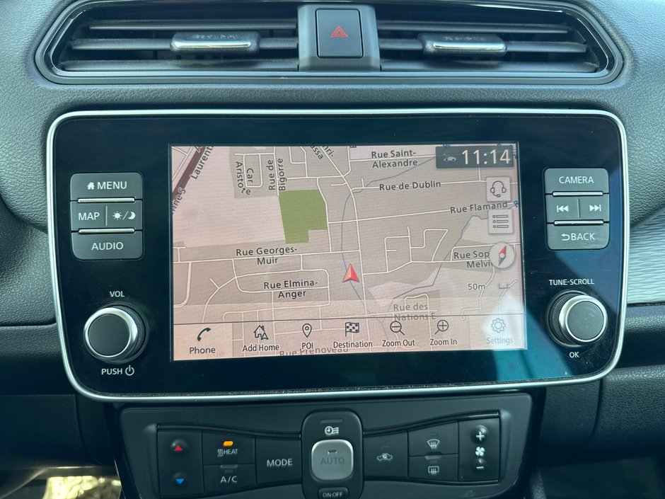 Nissan LEAF  2019-15