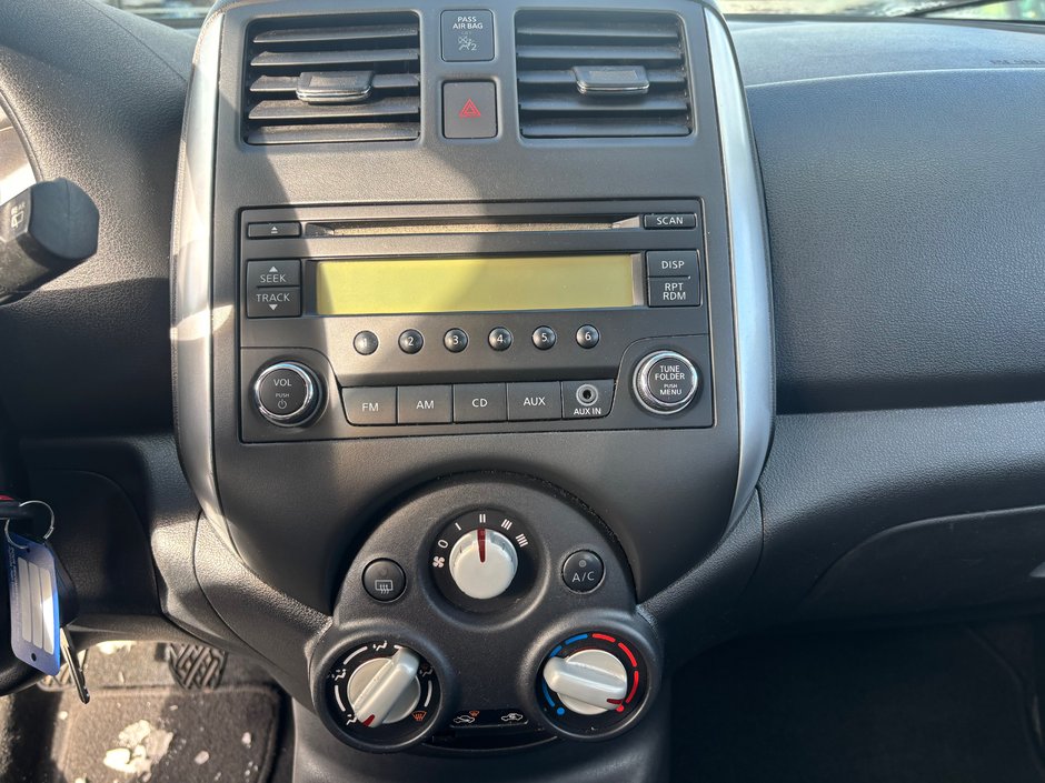 Nissan Micra SV 2015-11