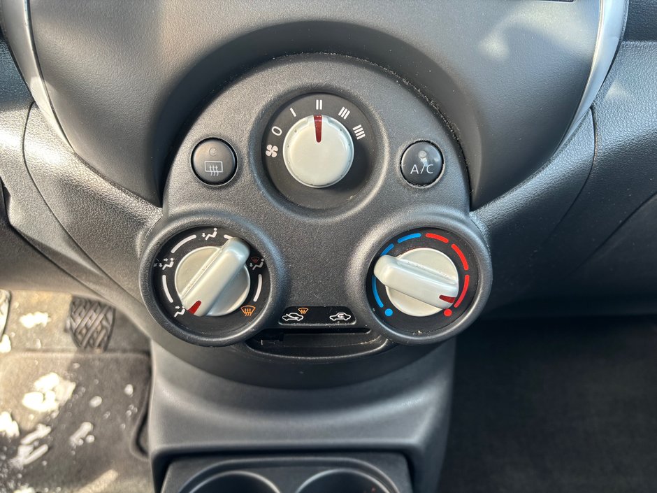 Nissan Micra SV 2015-12