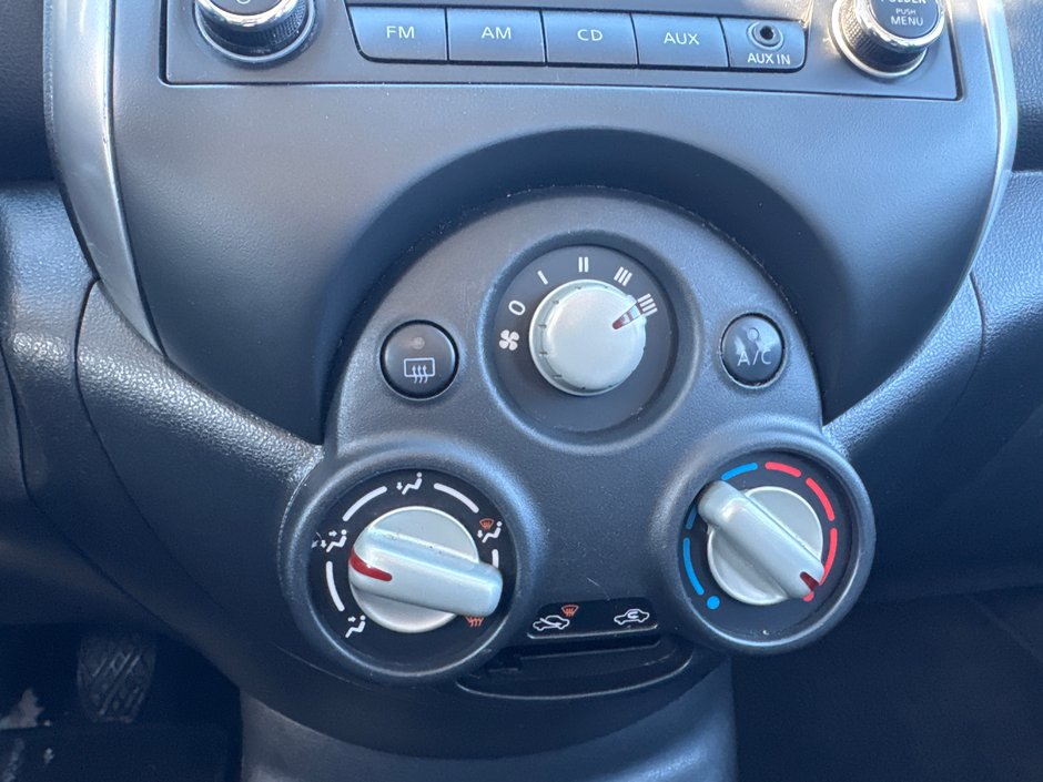 2015 Nissan Micra SV-13