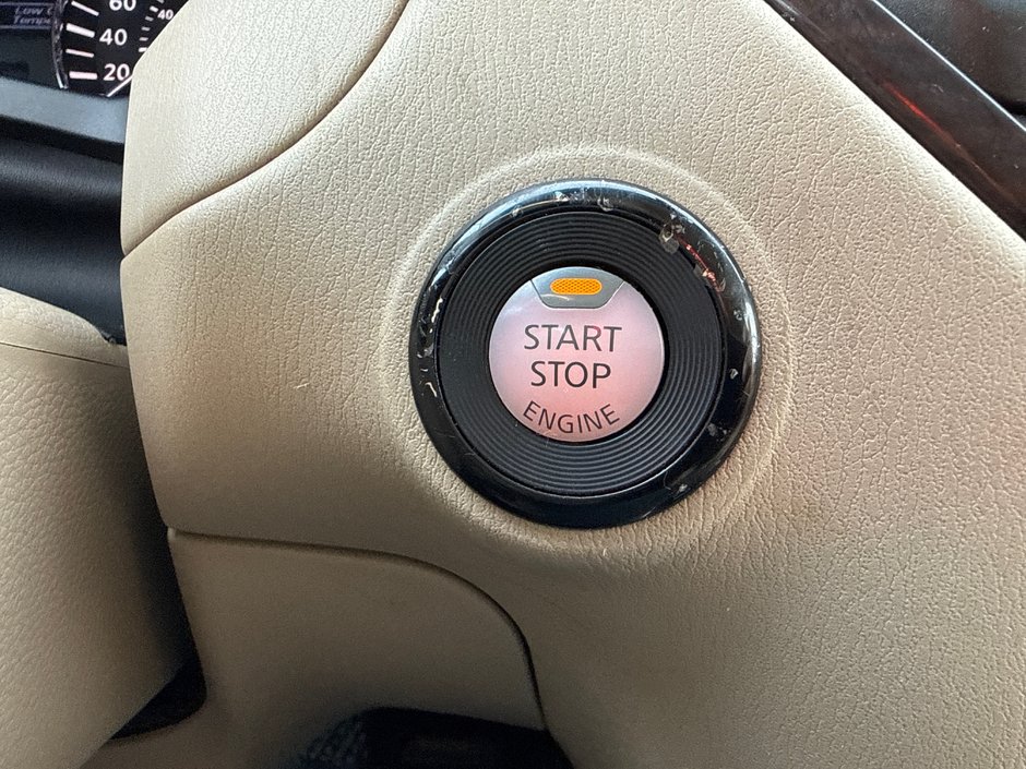 Nissan Pathfinder SL 2014-33