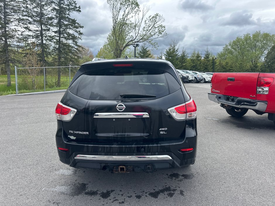 Nissan Pathfinder SL 2014-4