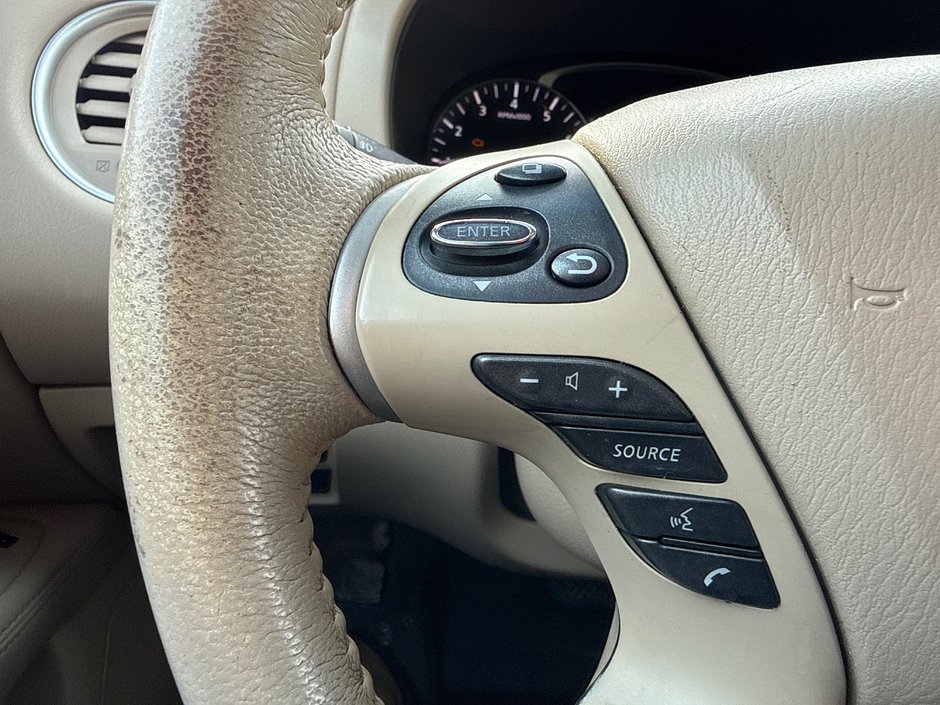 Nissan Pathfinder SL 2014-30