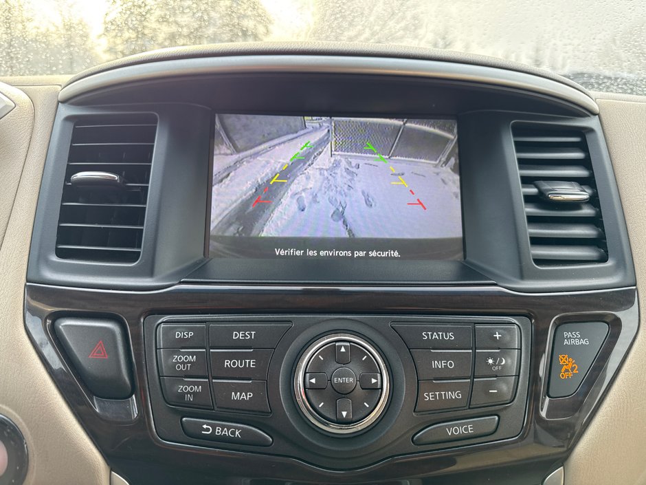 Nissan Pathfinder SL 2014-36