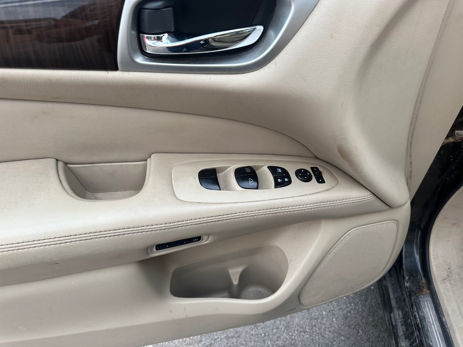 Nissan Pathfinder SL 2014-8