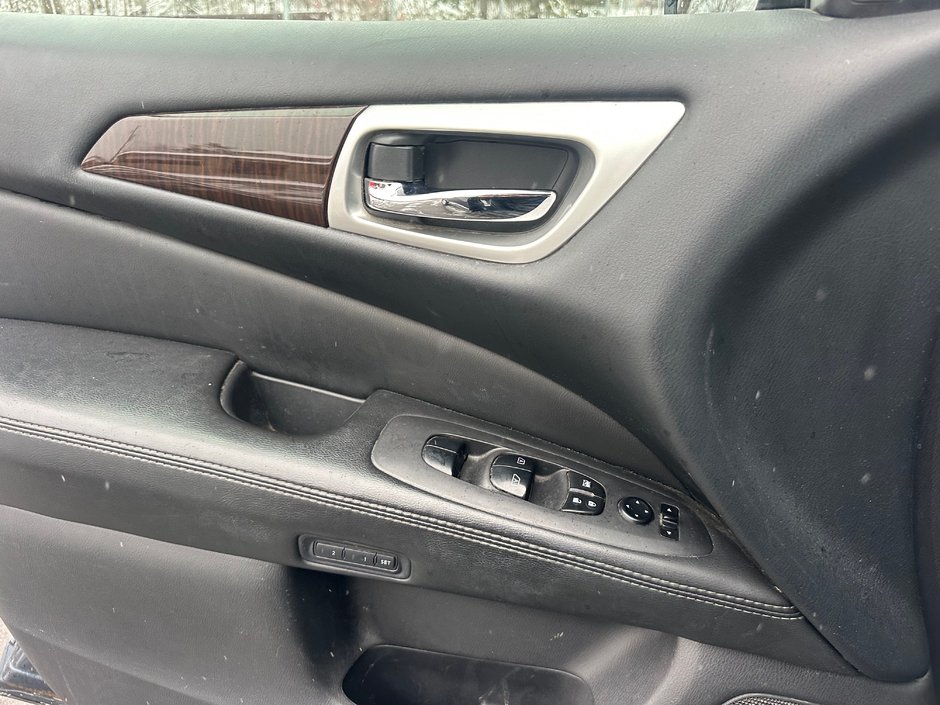 Nissan Pathfinder SL 2015-6