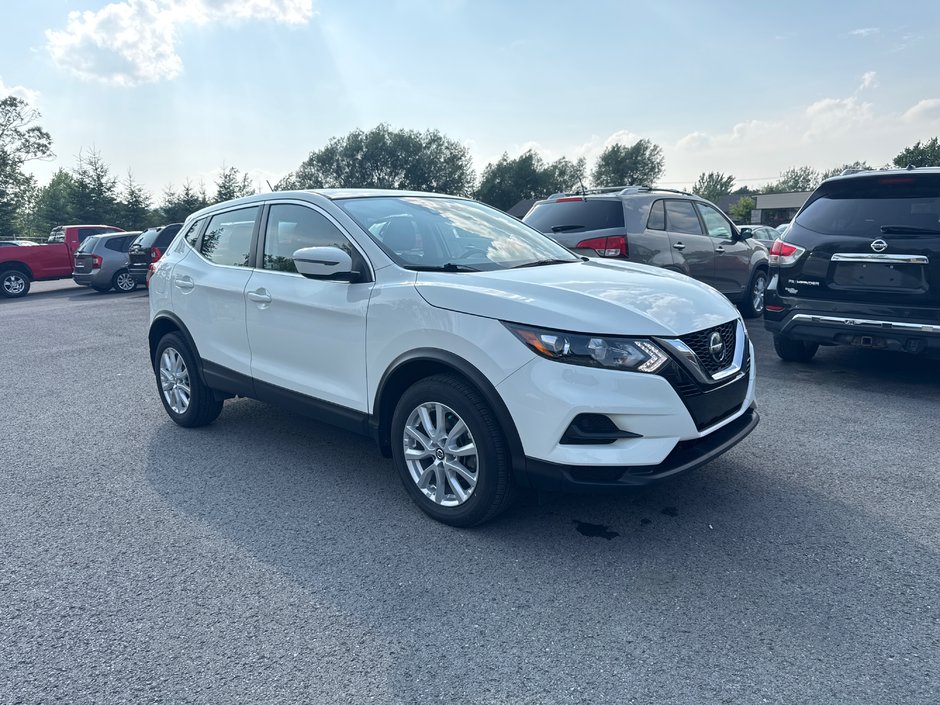 2023 Nissan Qashqai S-0