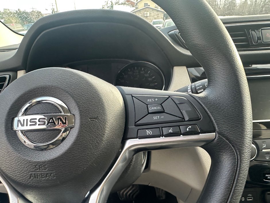 Nissan Qashqai S 2023-9