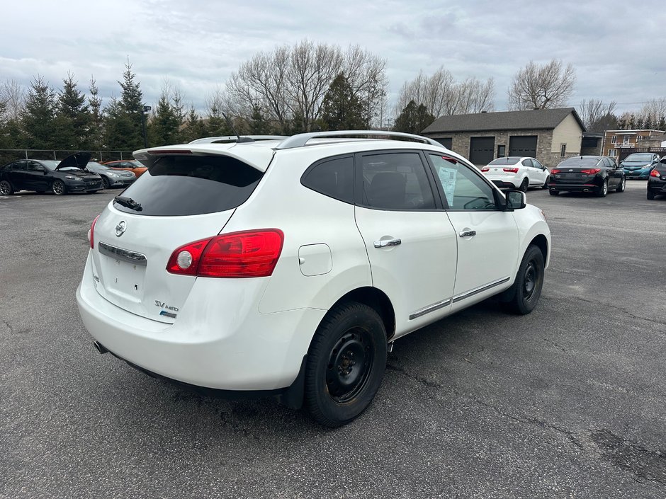 Nissan Rogue SV 2011-3