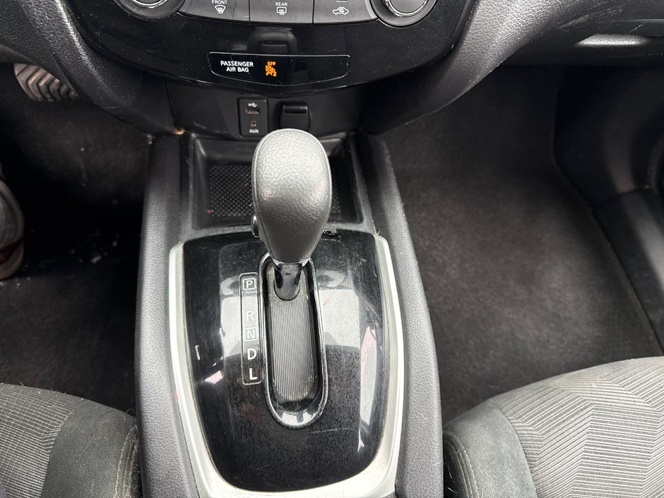 2015 Nissan Rogue AWD-7