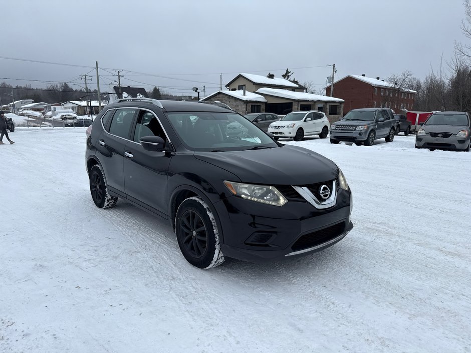 2015 Nissan Rogue AWD-0
