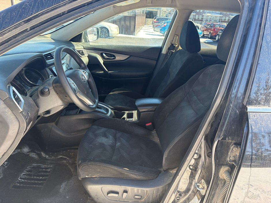 Nissan Rogue SV 2016-6