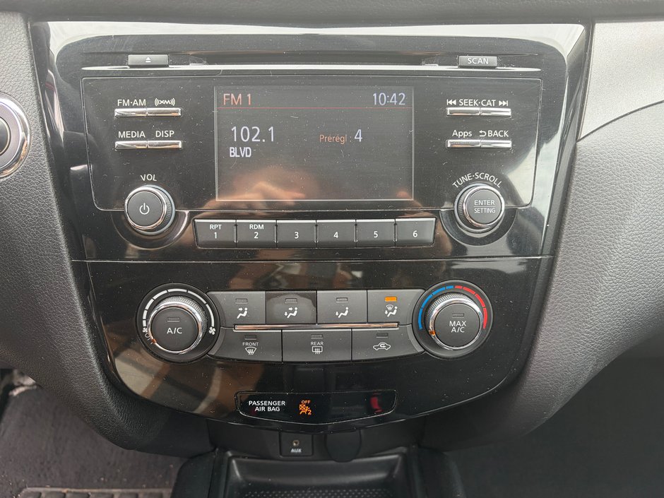 Nissan Rogue SV 2016-12