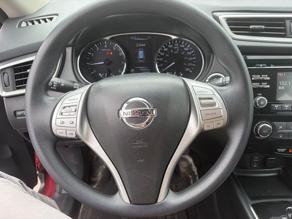Nissan Rogue SV 2016-15