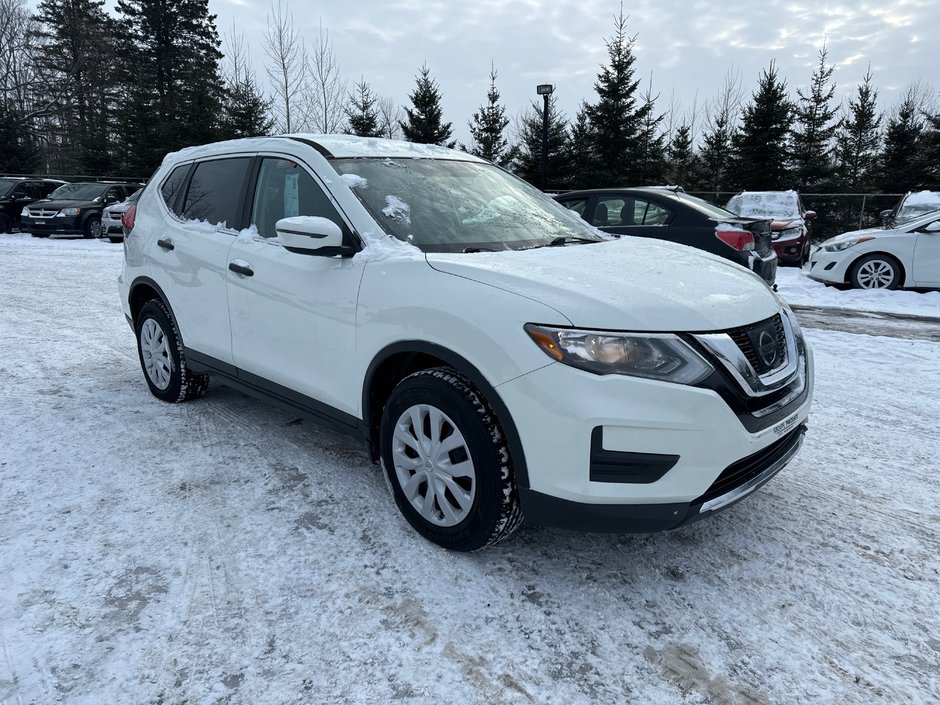 Nissan Rogue S AWD 2017-0