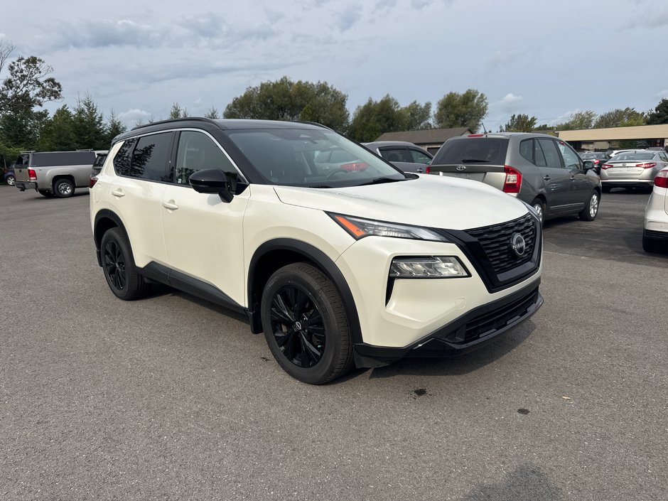 Nissan Rogue SV 2023-0