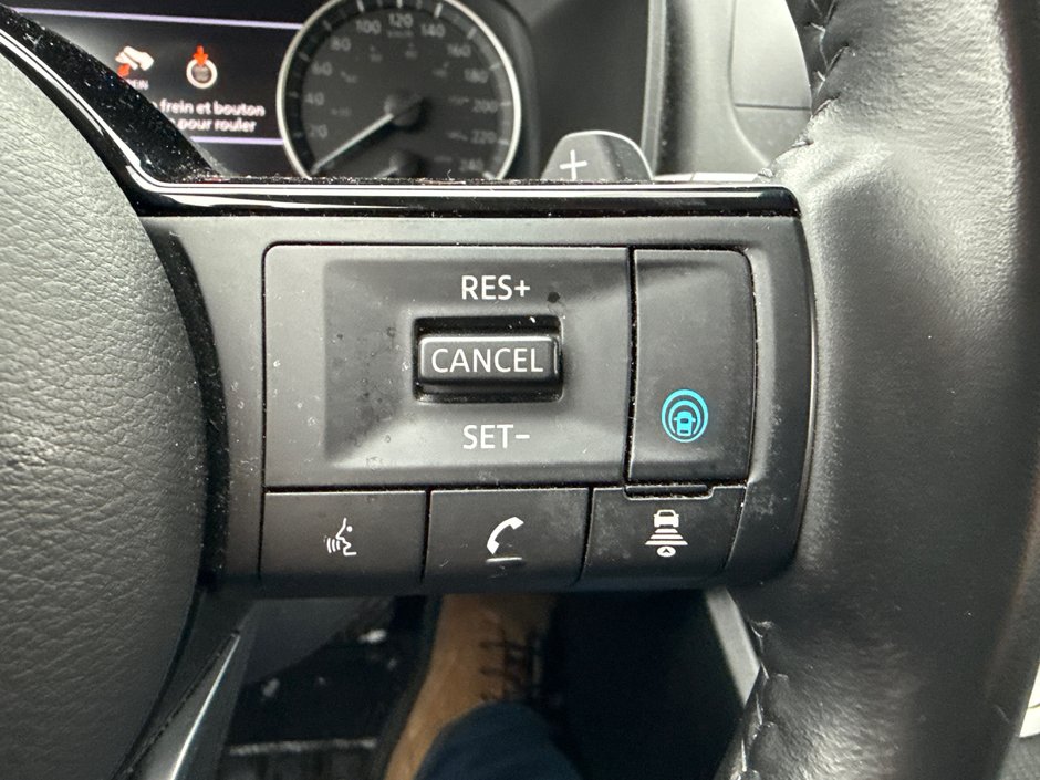 Nissan Rogue SV 2023-21