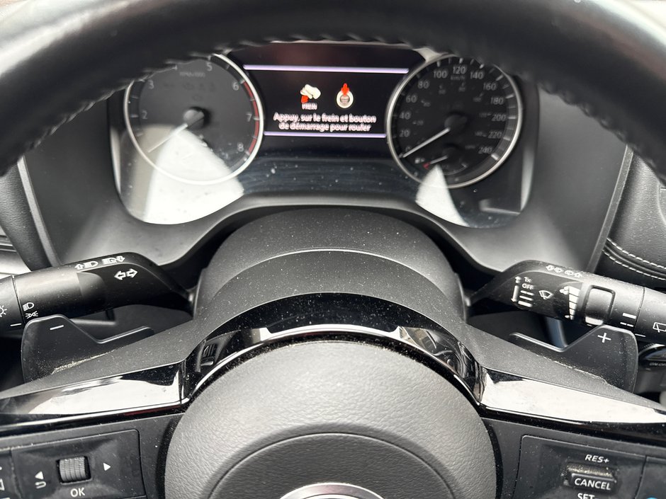 Nissan Rogue SV 2023-22