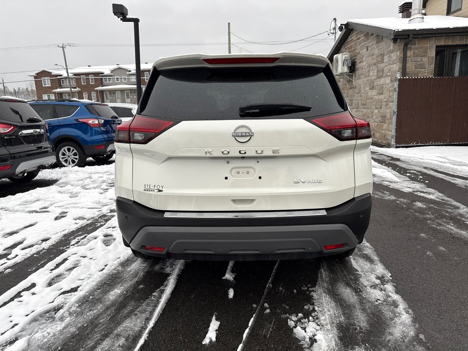 Nissan Rogue SV 2023-5
