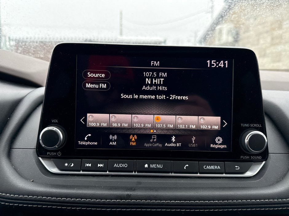 Nissan Rogue SV 2023-24