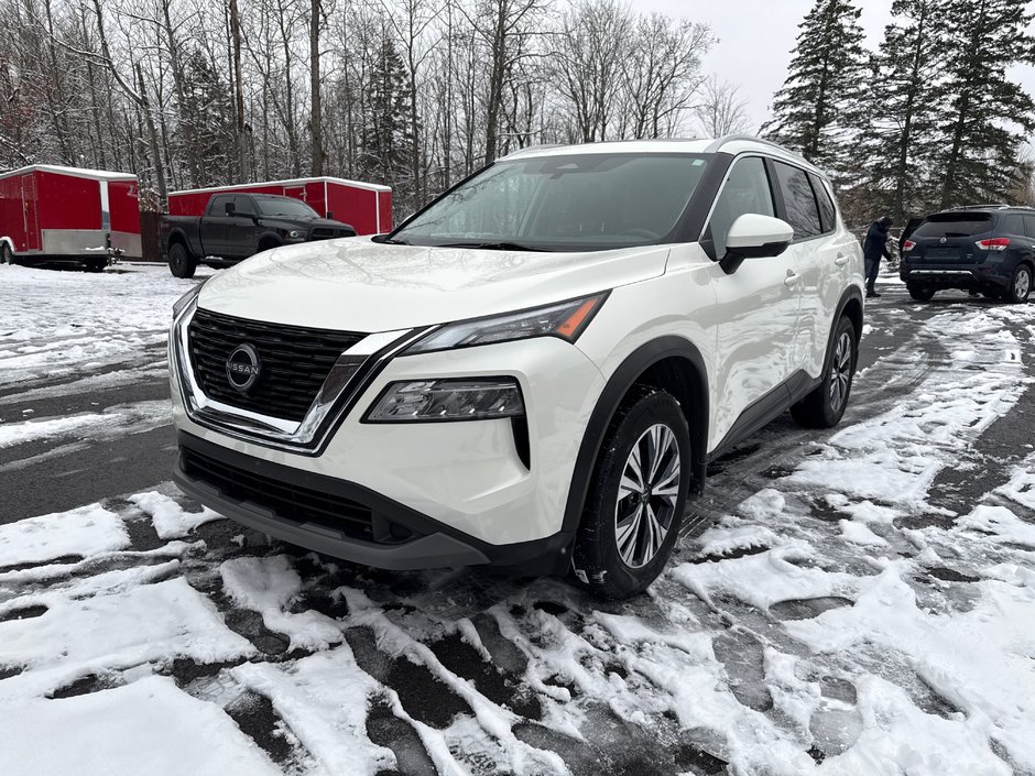 Nissan Rogue SV 2023-14