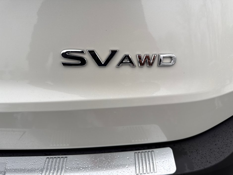 Nissan Rogue SV 2023-7