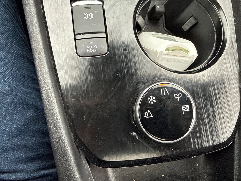 Nissan Rogue SV 2023-31