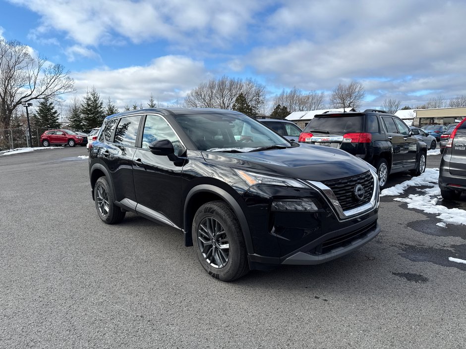 Nissan Rogue S 2023-0