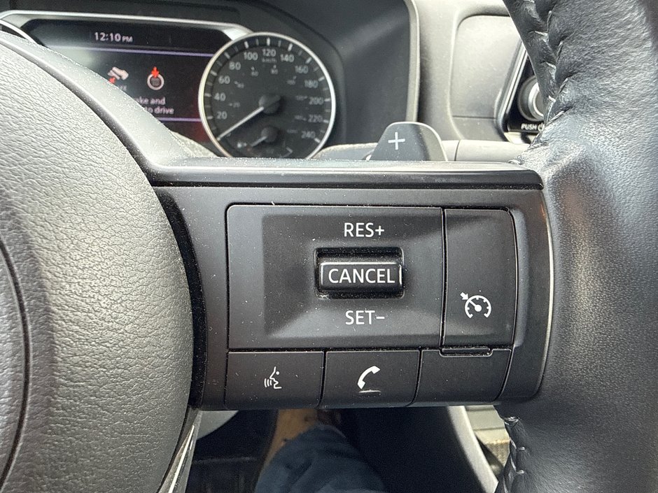 Nissan Rogue S 2023-19