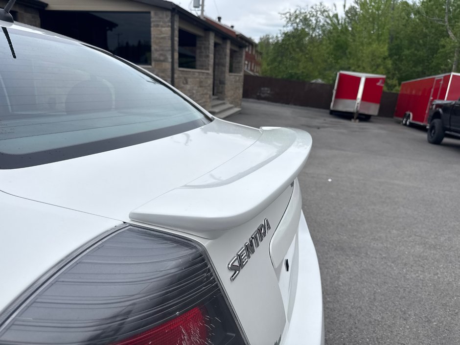 Nissan Sentra SE-R 2010-17