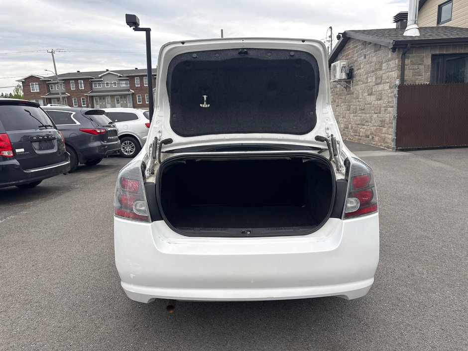 Nissan Sentra SE-R 2010-15