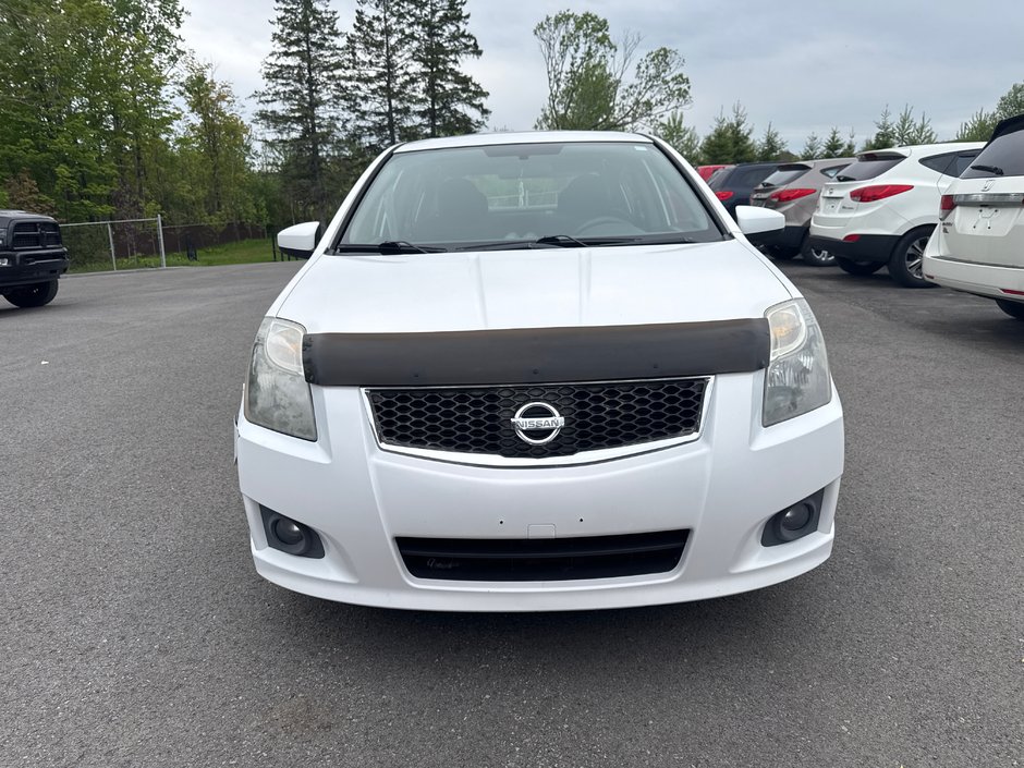 Nissan Sentra SE-R 2010-1