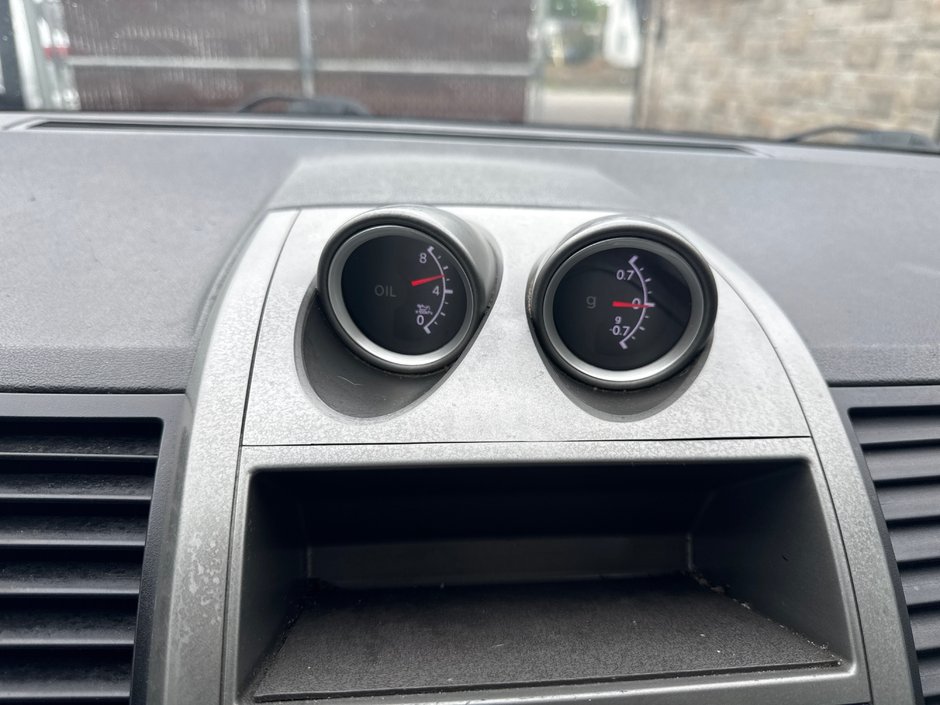 Nissan Sentra SE-R 2010-26