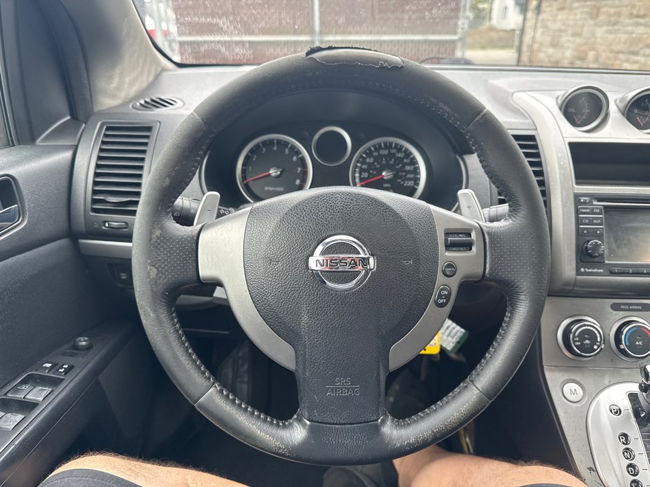 Nissan Sentra SE-R 2010-22
