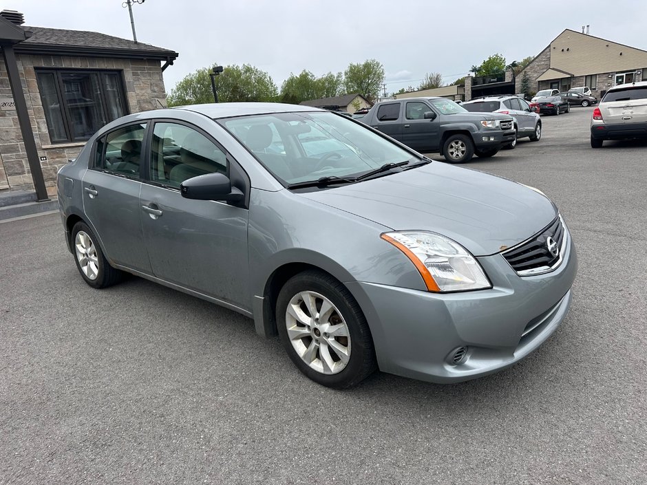 2011 Nissan Sentra 2.0-0