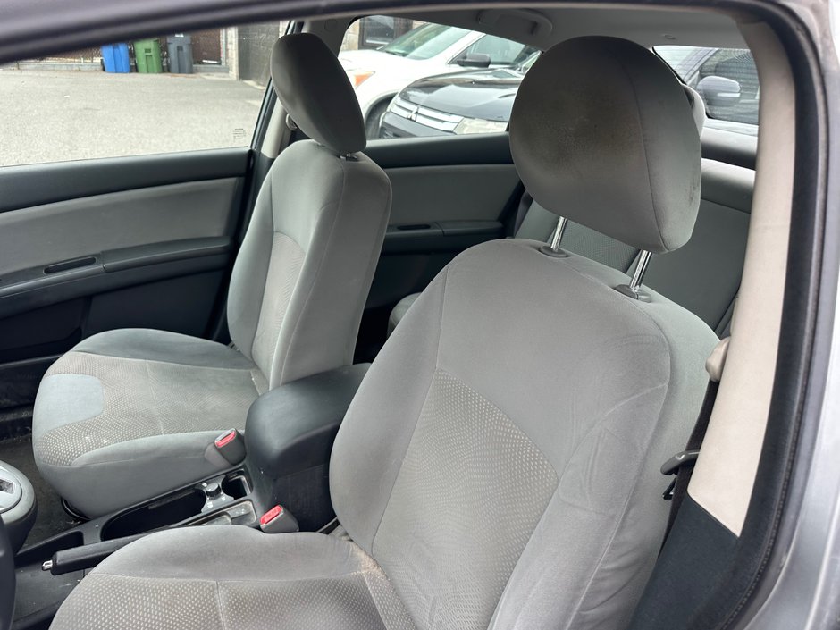 2011 Nissan Sentra 2.0-5