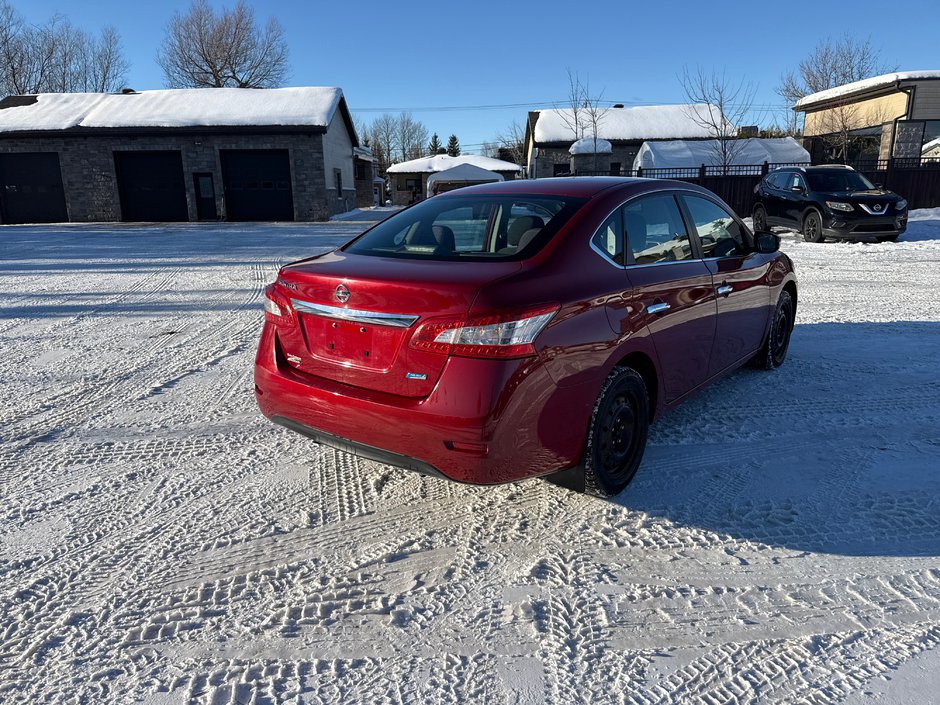 Nissan Sentra  2014-3