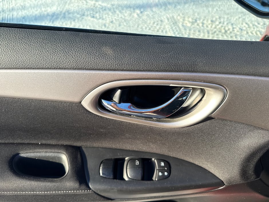 Nissan Sentra  2014-12