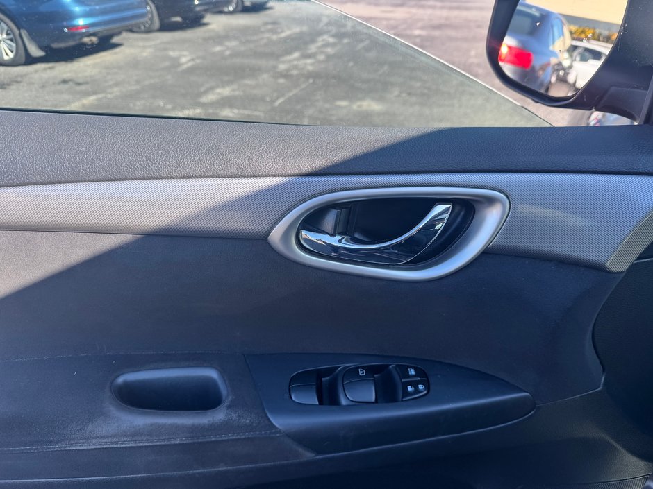 Nissan Sentra SR 2015-9