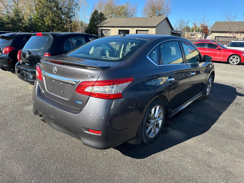 Nissan Sentra SR 2015-4