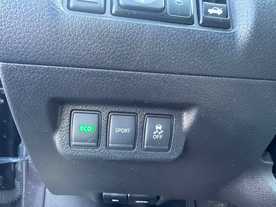 Nissan Sentra SR 2015-10