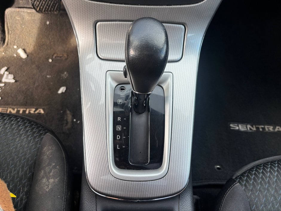 Nissan Sentra SR 2015-16