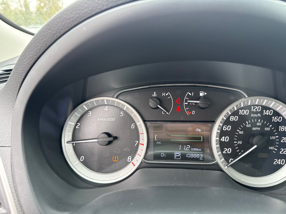 Nissan Sentra  2015-16