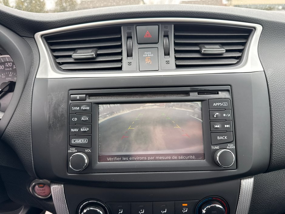 Nissan Sentra  2015-15