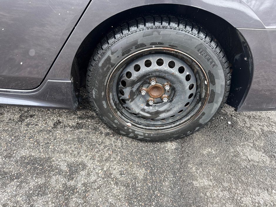 Nissan Sentra  2015-6